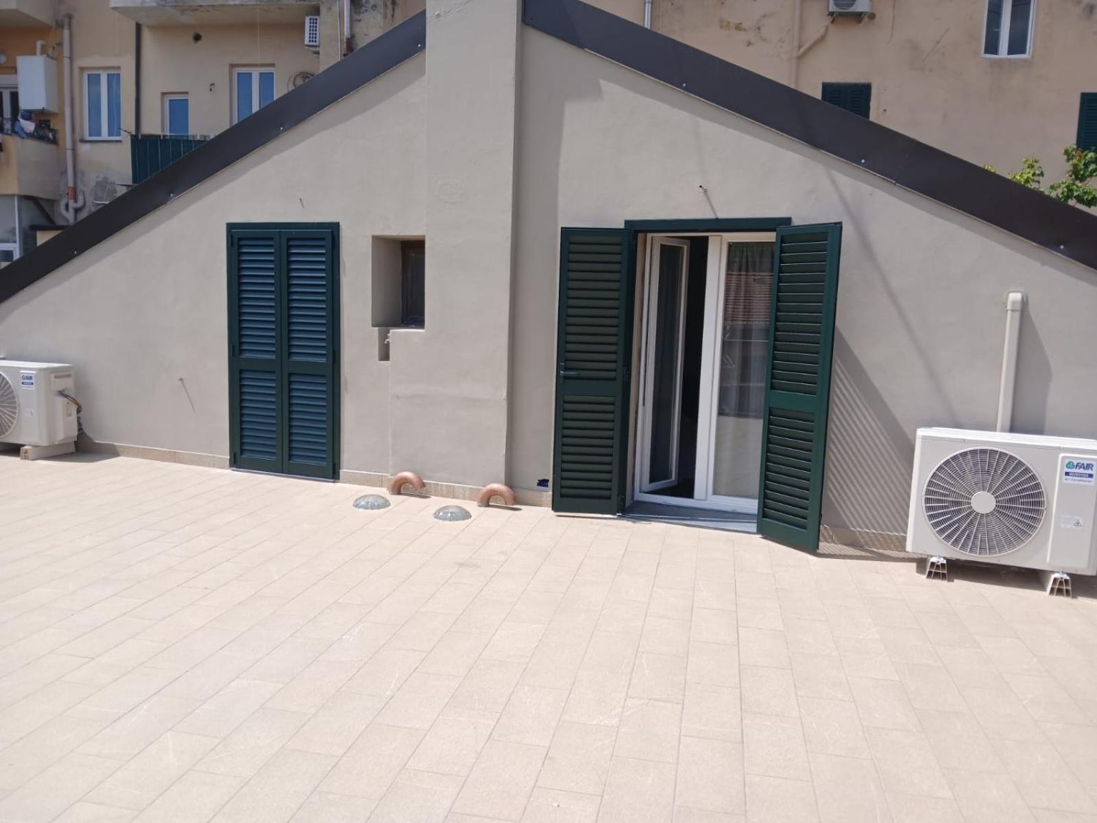Casa N 1 Con Parcheggio Privato E Colonnina Ricarica Apartment Livorno Exterior photo